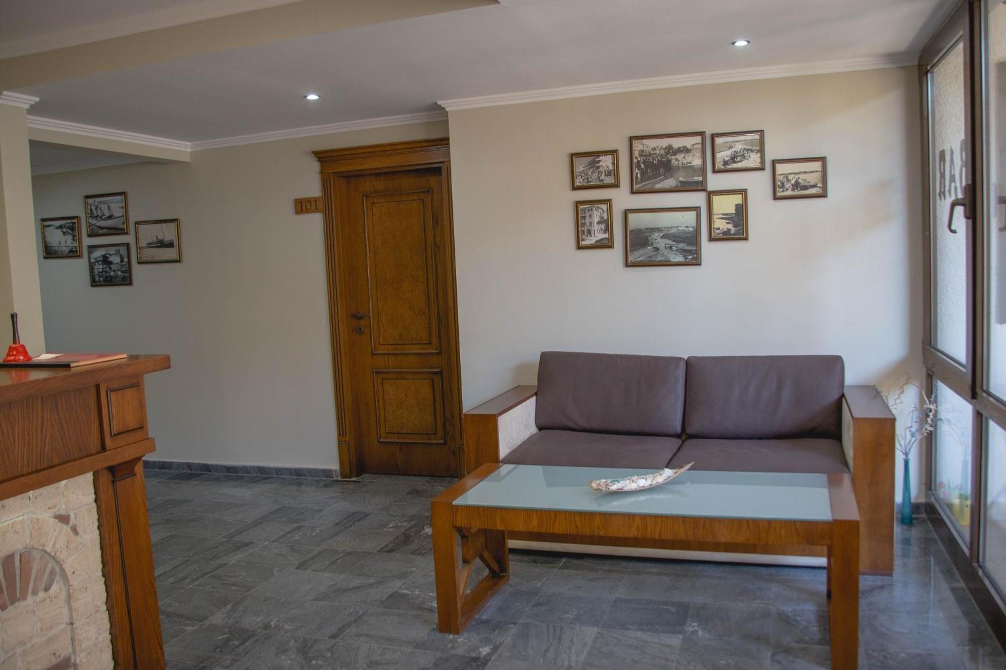 Prince Cyril Hotel Nessebar Extérieur photo