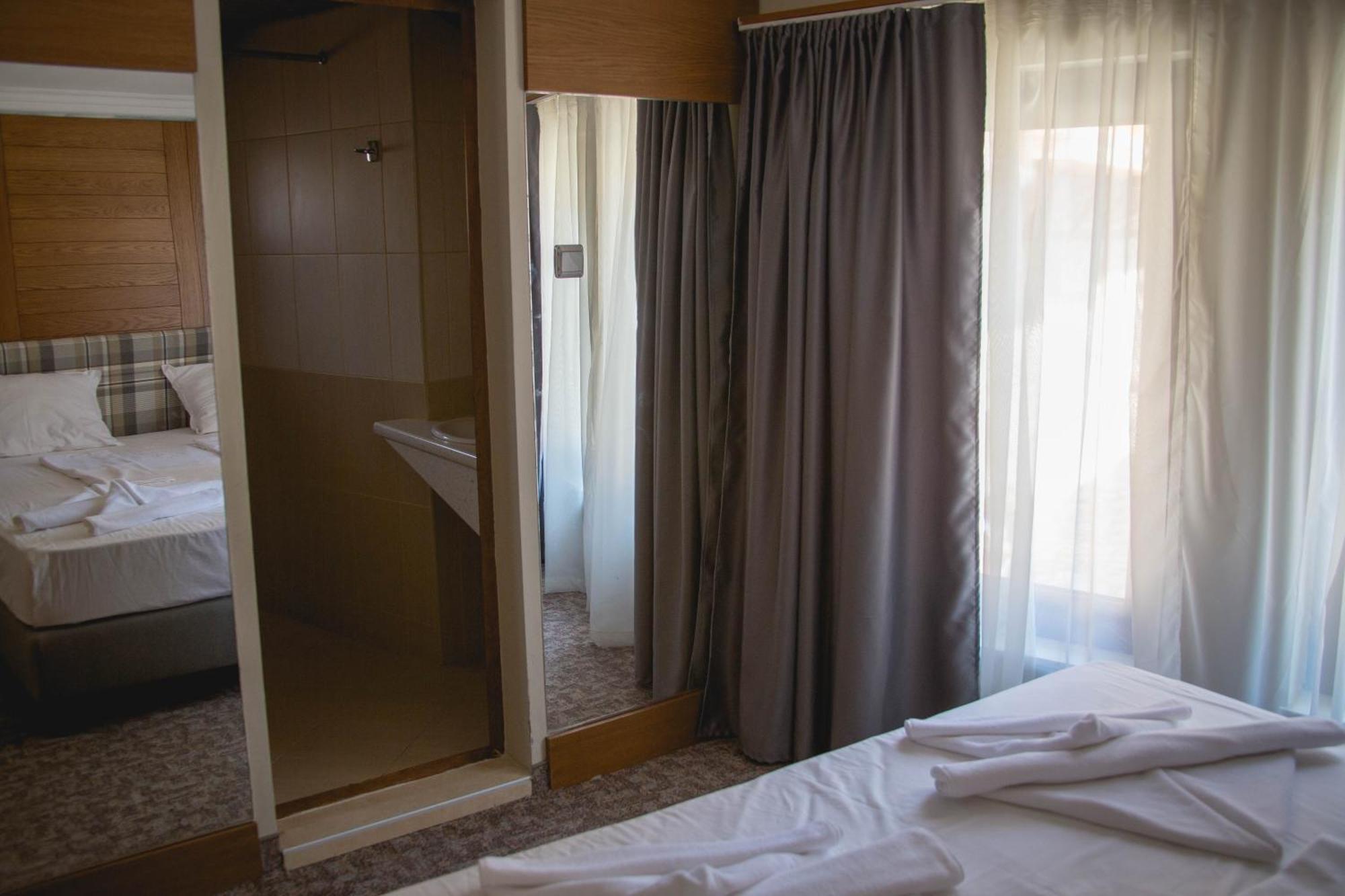 Prince Cyril Hotel Nessebar Extérieur photo